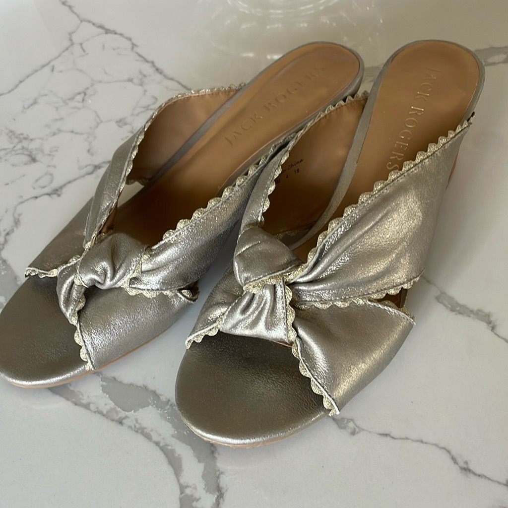 Jack Rogers 9.5 Gold Mules With Ric-Rac Trim